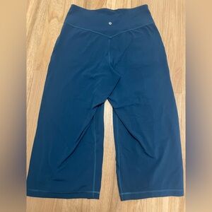 Lululemon Align High-Rise Wide-Leg Crop pants Size 12